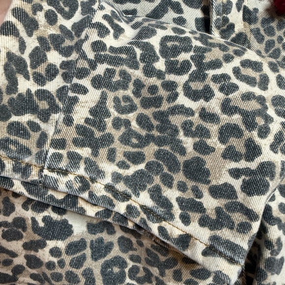 BiBi Leopard-Print Button Shirt with Red Drawstring - Picture 3 of 4